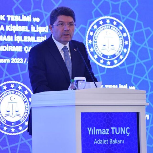 Adalet Bakanı'ndan anayasa mesajı