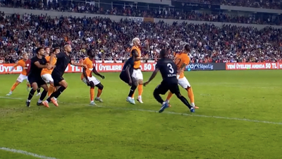 Galatasaray'da penaltı isyanı!