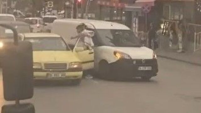 Trafik magandası böyle darp etti!