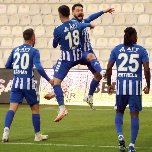 Beş gollü maçta kazanan Erzurumspor