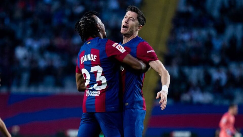 Barça'yı Lewandowski sırtladı!