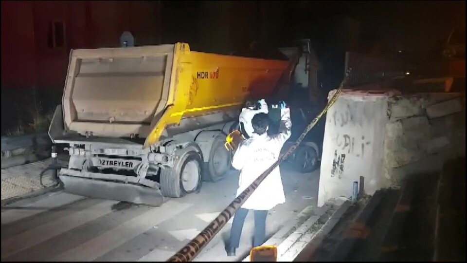 Hafriyat kamyonu çarpmıştı! Acı haber geldi