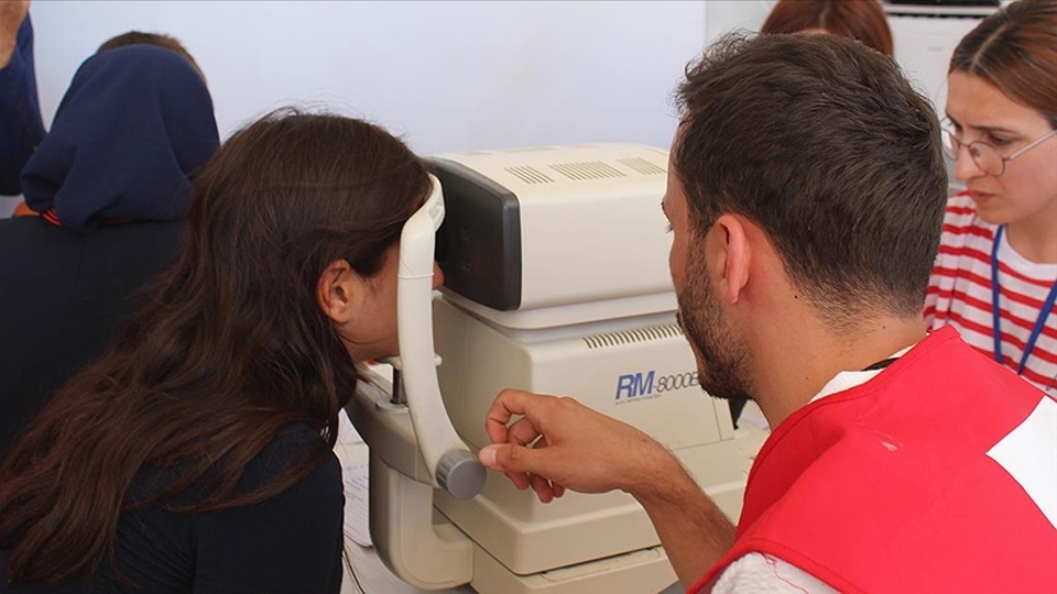 Deprem bölgesinde 2,7 milyon muayene yapıldı