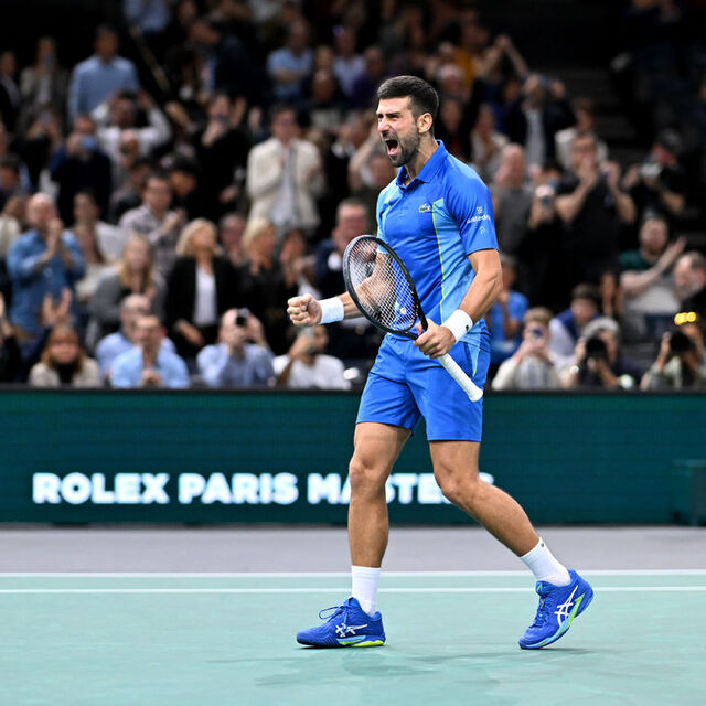 Djokovic, zirveyi garantiledi