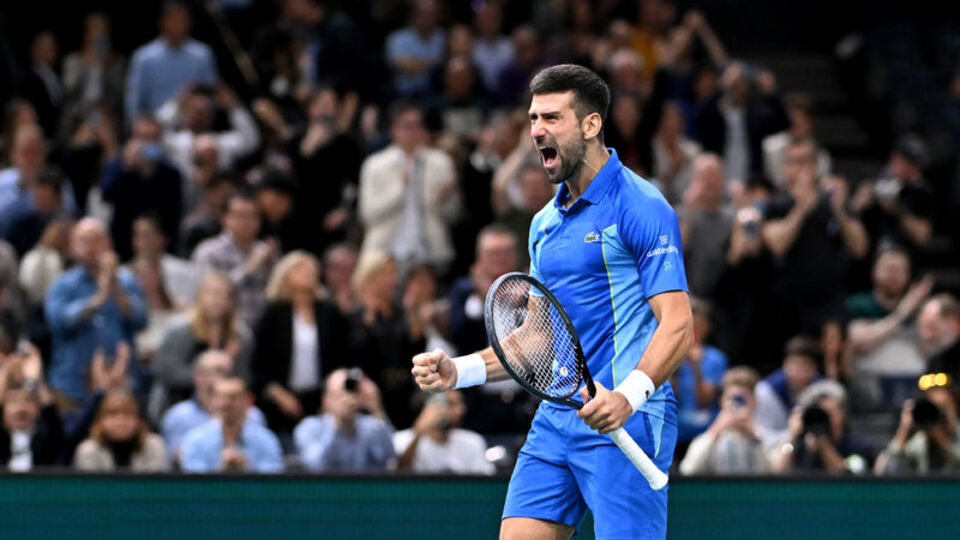 Djokovic, zirveyi garantiledi