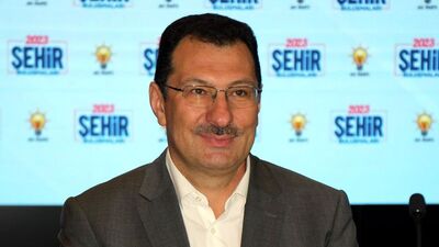 AK Parti, yerel seçim aday adayı başvurularını erteledi