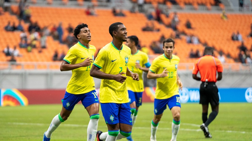 Böylesi görülmedi! 77 şut, 9 gol