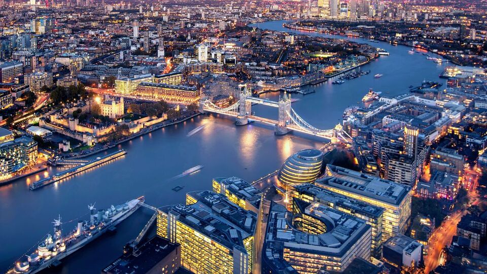 İngiltere'de enflasyon 2 yılın dibinde