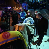 Gazzeli kanser hastaları Türkiye'ye getirildi