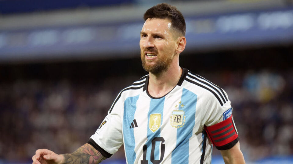 Arjantin evinde kaybetti!