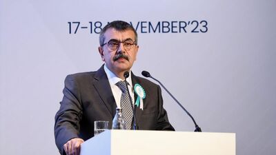 "Yepyeni bir eğitim felsefesi inşa etmek durumundayız"