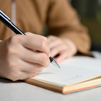 Yezra isminin anlamı nedir?