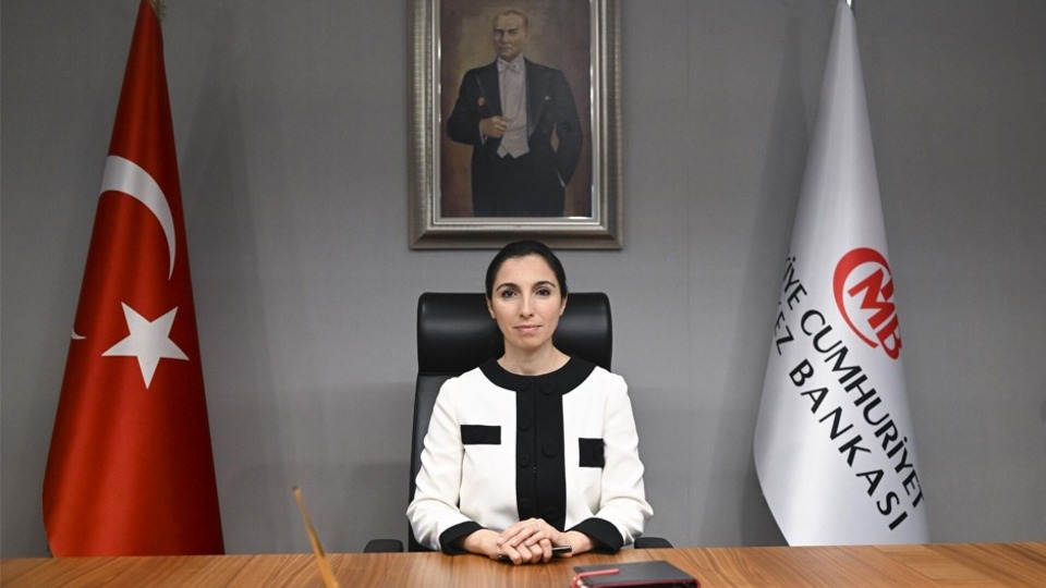 Merkez: Şirketler de bankalar da taş gibi