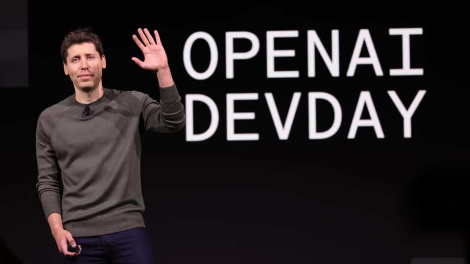 OpenAI CEO'su görevden alındı