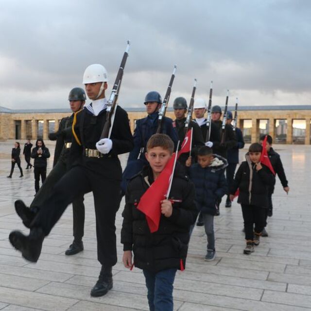 O çocuklar Anıtkabir'e çağırıldı!