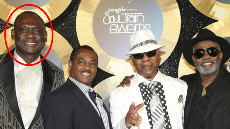 Ünlü müzisyen hayatını kaybetti