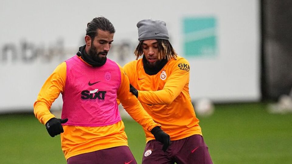 Galatasaray, Alanyaspor mesaisine devam etti