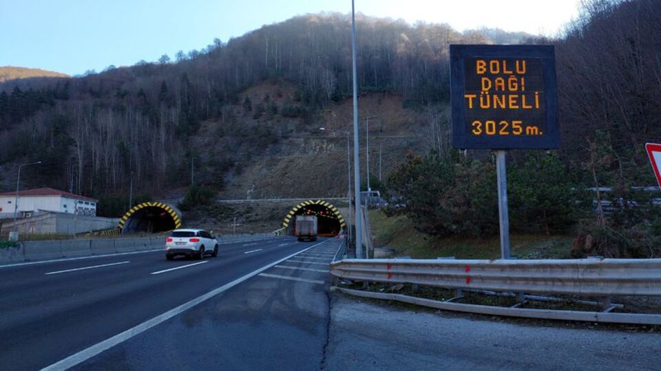 Bolu Dağı geçişi 14 saat kapalı olacak