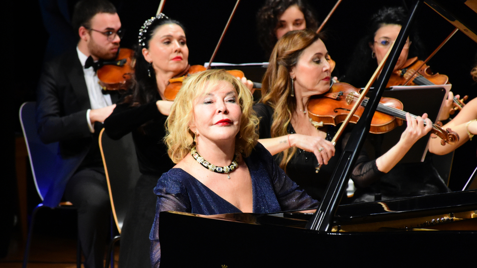 Eskişehir'de resital verdi