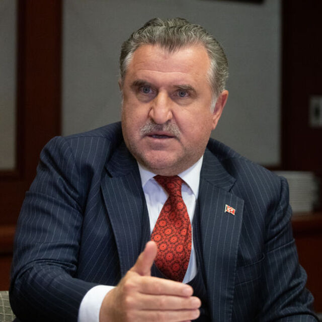 Bakan Bak'tan asansör kazaları hakkında açıklama