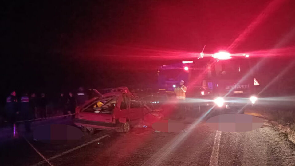 Feci kazada bir aile yok oldu! 4 ölü, 1 ağır yaralı