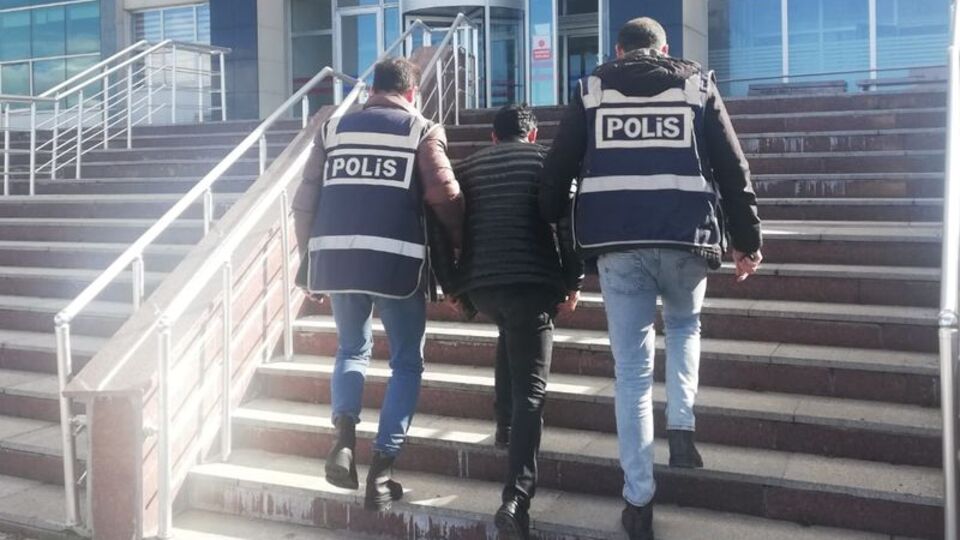 2 bin 136 firari yakalandı!