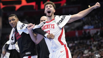 Houston Rockets 3 maç sonra kazandı!