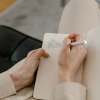 Nevin isminin anlamı nedir?