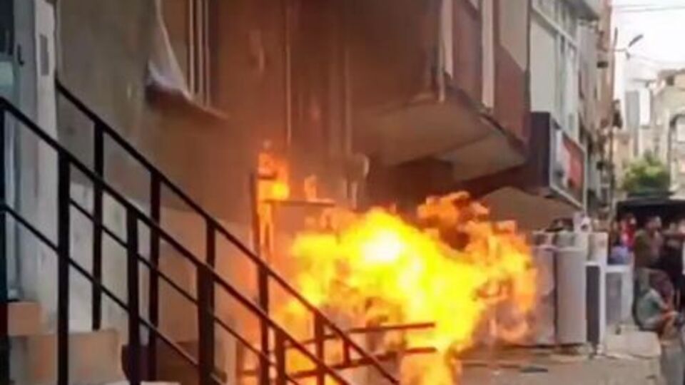 Patlamanın sebebi sprey kutuları çıktı!