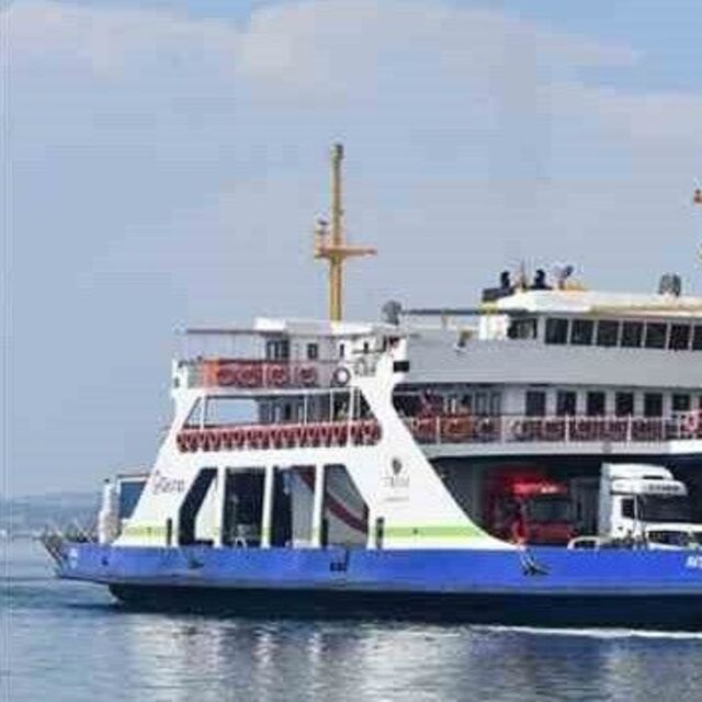 Güney Marmara'da feribot seferlerine iptal