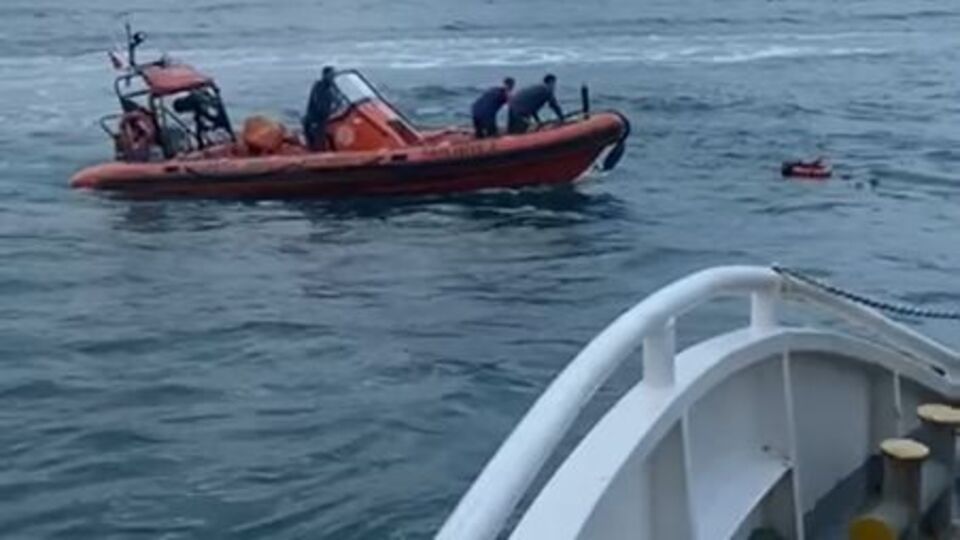 Kadıköy-Beşiktaş seferinde yolcu denize düştü!