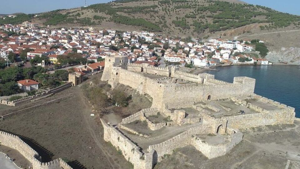 Bozcaada Kalesi'nde ortaya çıkarıldı