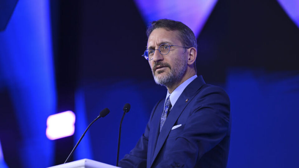 Altun Yunan gazetesine konuştu