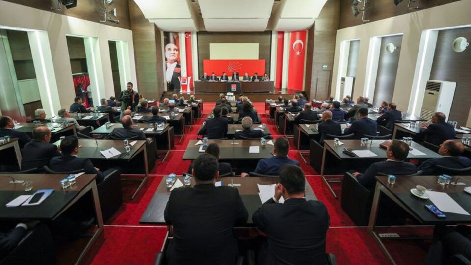 CHP'de tüzük kurultayı tarihi belli oluyor