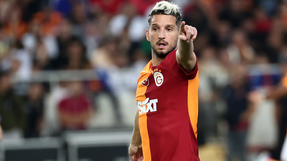 Mertens 2 gol 1 asist ile döndü