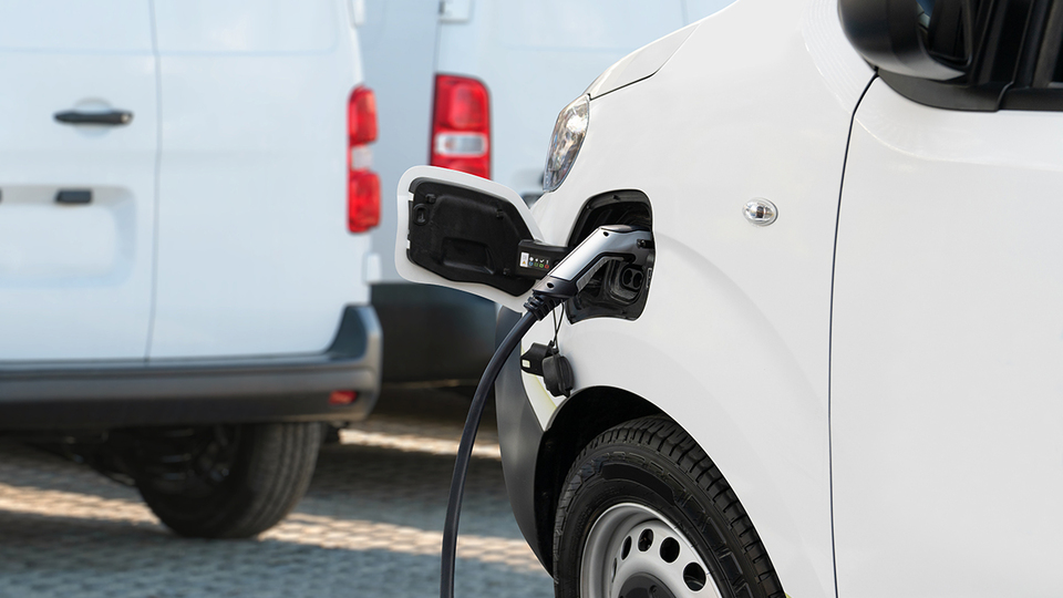 Elektrikli otomobile geçişte yeni trend