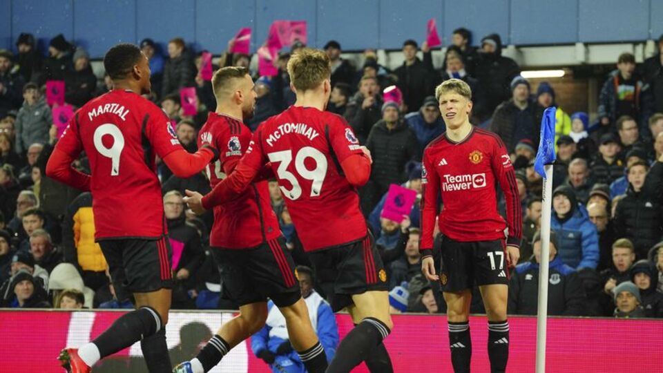 M. United üç puanı üç golle aldı!