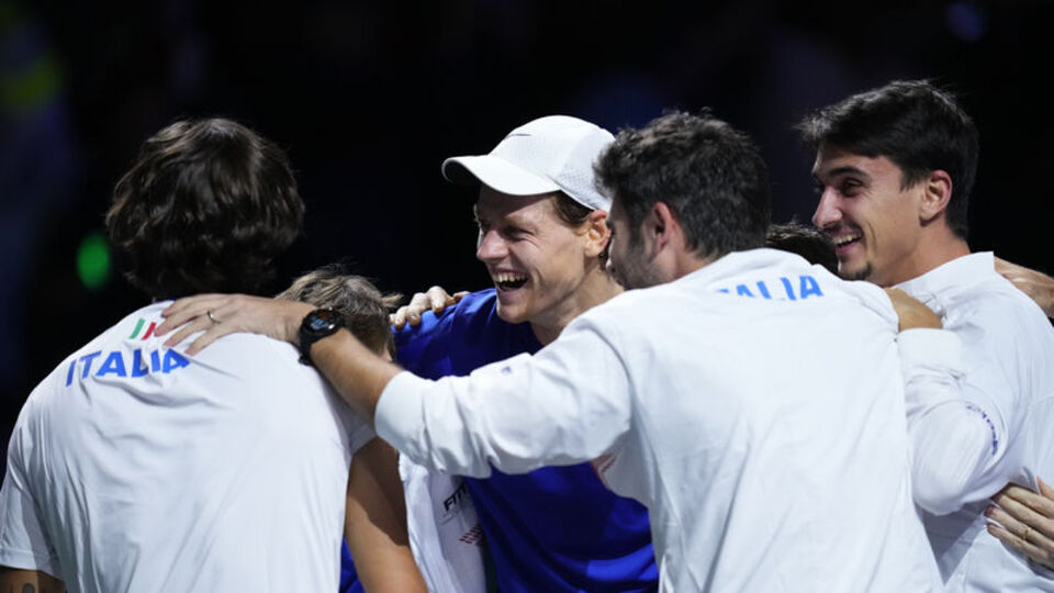 Teniste İtalya 47 yıl sonra şampiyon!