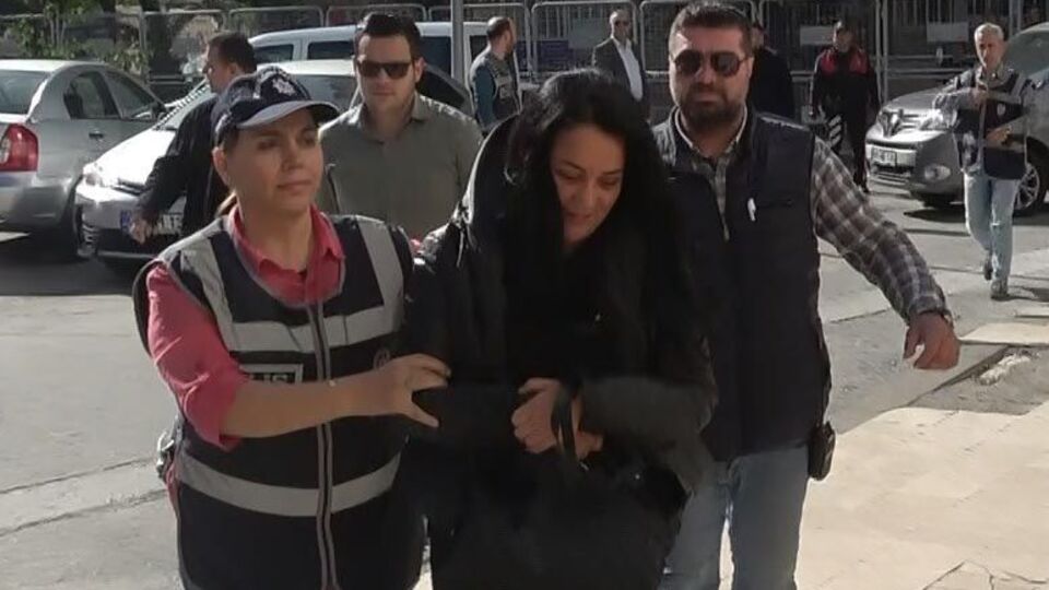 40 kişiyi 30 milyon TL dolandırdığı iddia edildi! 135 yıl hapis istendi! 'Bitcoin Safiye' tahliye oldu!