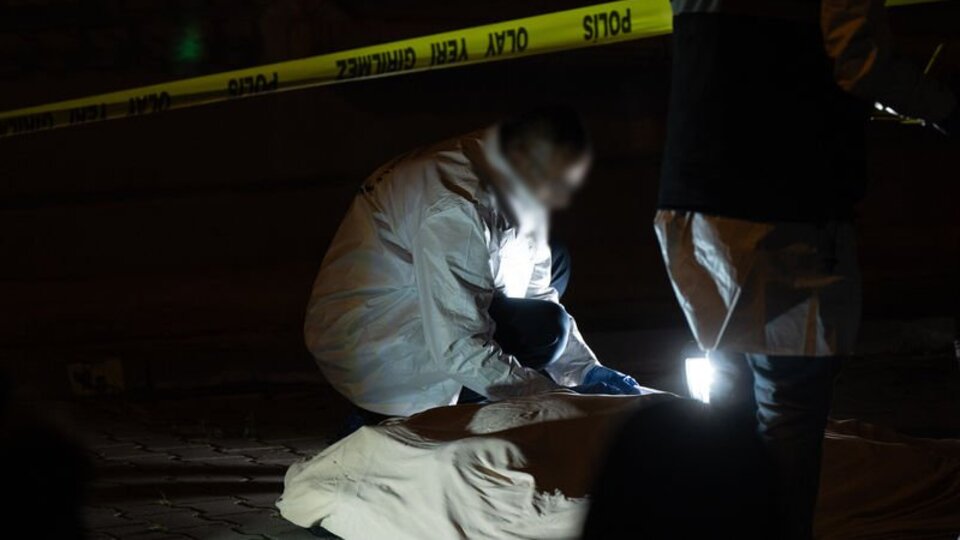 Tartıştığı erkek arkadaşını tabancayla öldürdü