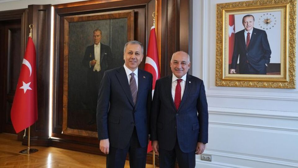 Büyükekşi, Bakan Yerlikaya'yı ziyaret etti