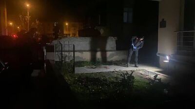 Bıçaklayıp hastaneye götürdüler