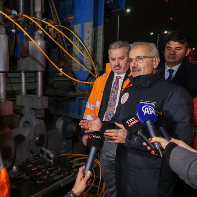 Bakan Uraloğlu FSM Köprüsü'nde incelemelerde bulundu