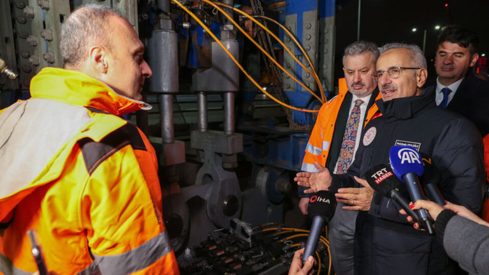 Bakan Uraloğlu FSM Köprüsü'nde incelemelerde bulundu