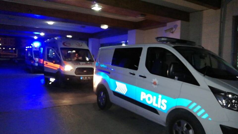 Birbirlerini bıçakladılar: 1 ölü, 1 yaralı