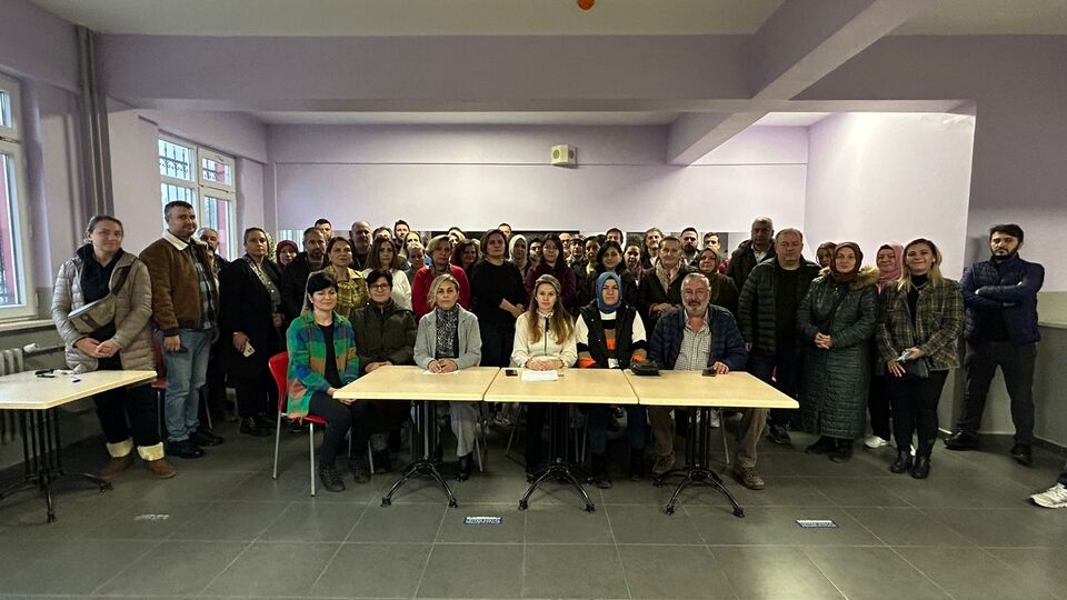 Alaeddin Yavaşca Güzel Sanatlar Lisesi'nin taşınmasına veliler isyan etti