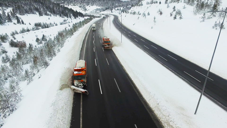 Ulaştırma Bakanı'ndan kış lastiği uyarısı