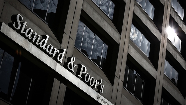 S&P, Türkiye'nin not görünümünü yükseltti
