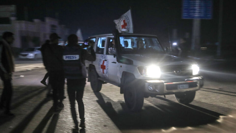 Hamas ile İsrail arasındaki esir takası devam etti