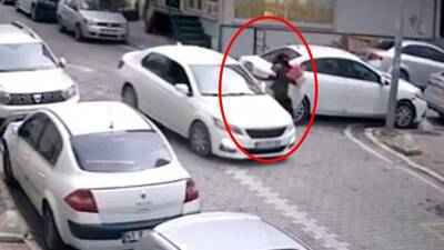 Kucağında çocuğuyla yürüyen kadını taciz etti